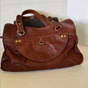 LUCKY BRAND VINTAGE INSPIRED DISSTRESSED BROWN SUPER SOFT LEATHER SHOULDER BAG